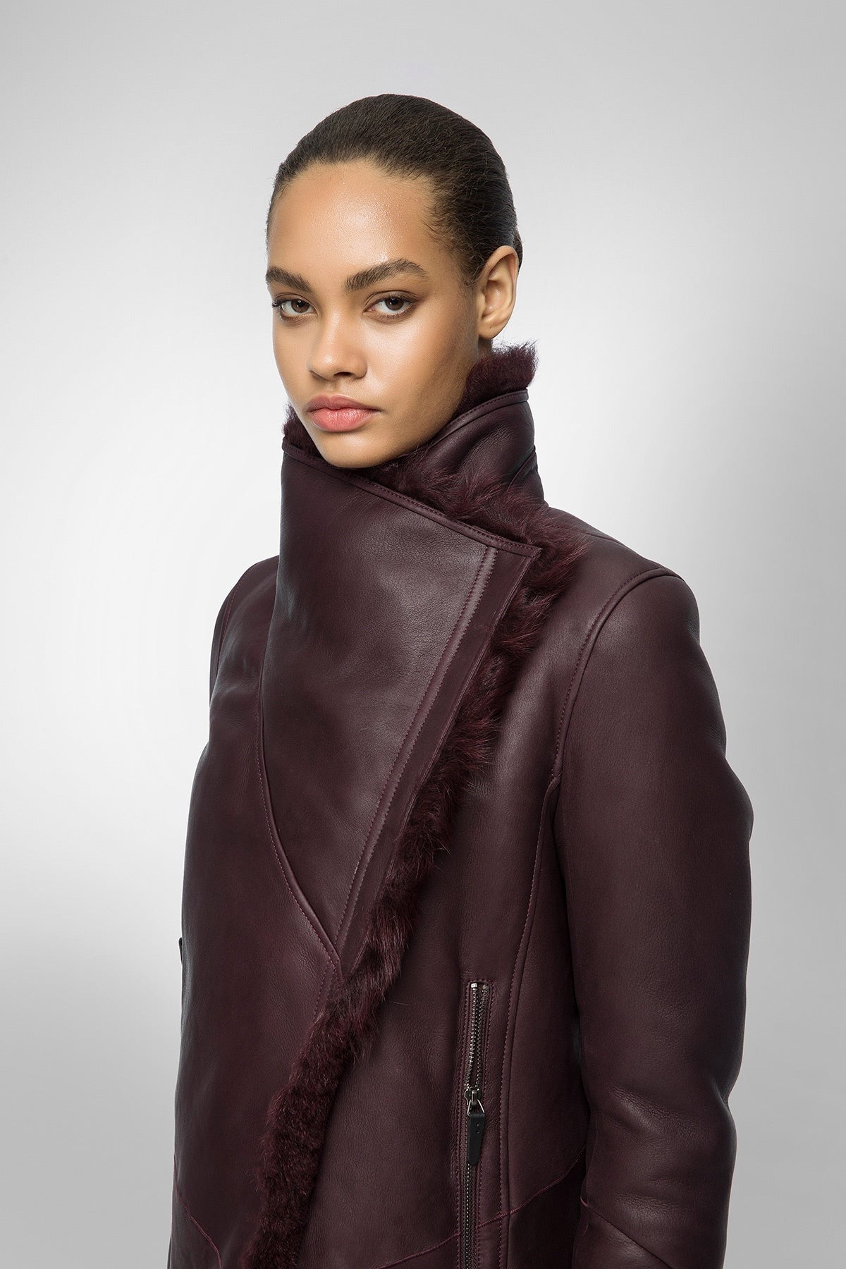 Women's Shearling Fur Leather Coat In Coffee Brown