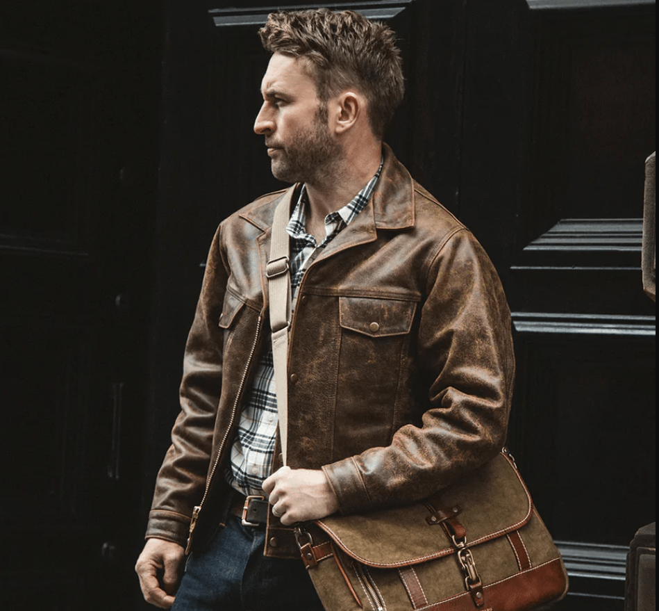 Men's Trucker Distressed Leather Jacket In Dark Brown