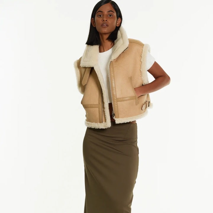 Arcane Fox - Women's Cropped Shearling Leather Vest In Tan Brown