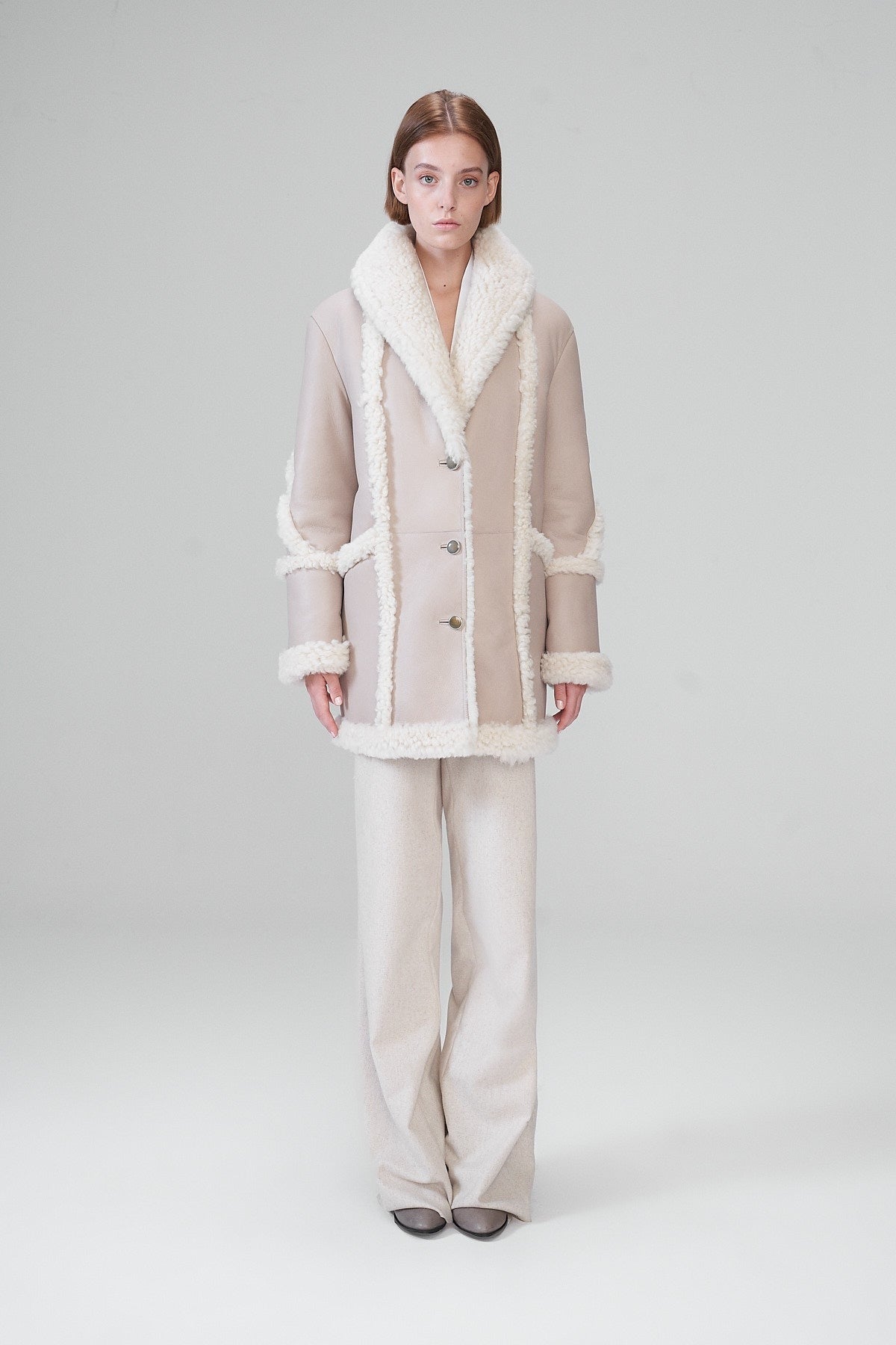 Women's B7 Shearling Fur Leather Coat in Off-White Arcane Fox