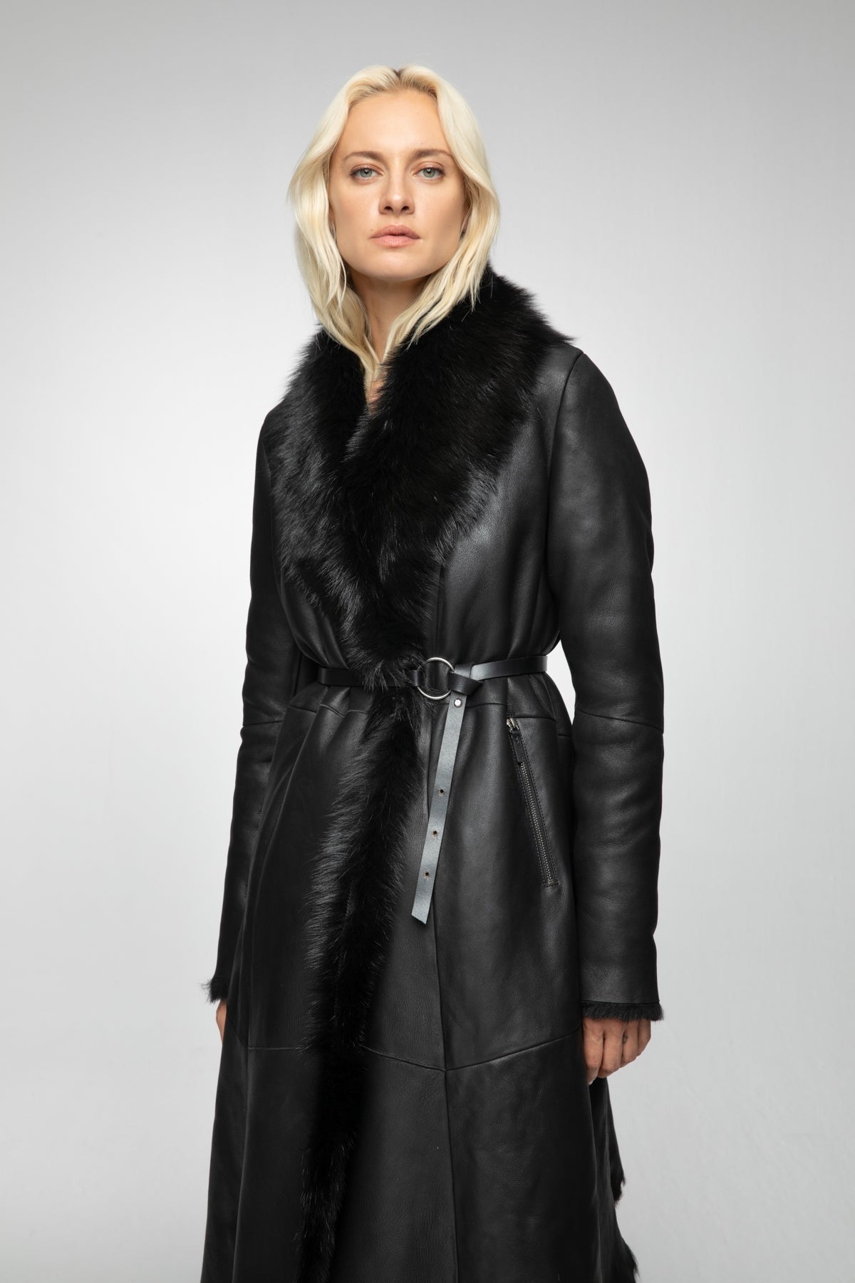 Women's Shearling Leather Trench Coat In Black Arcane Fox