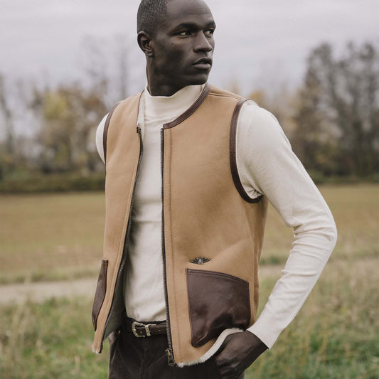Men's Shearling Leather Vest In Beige With Patch Pockets
