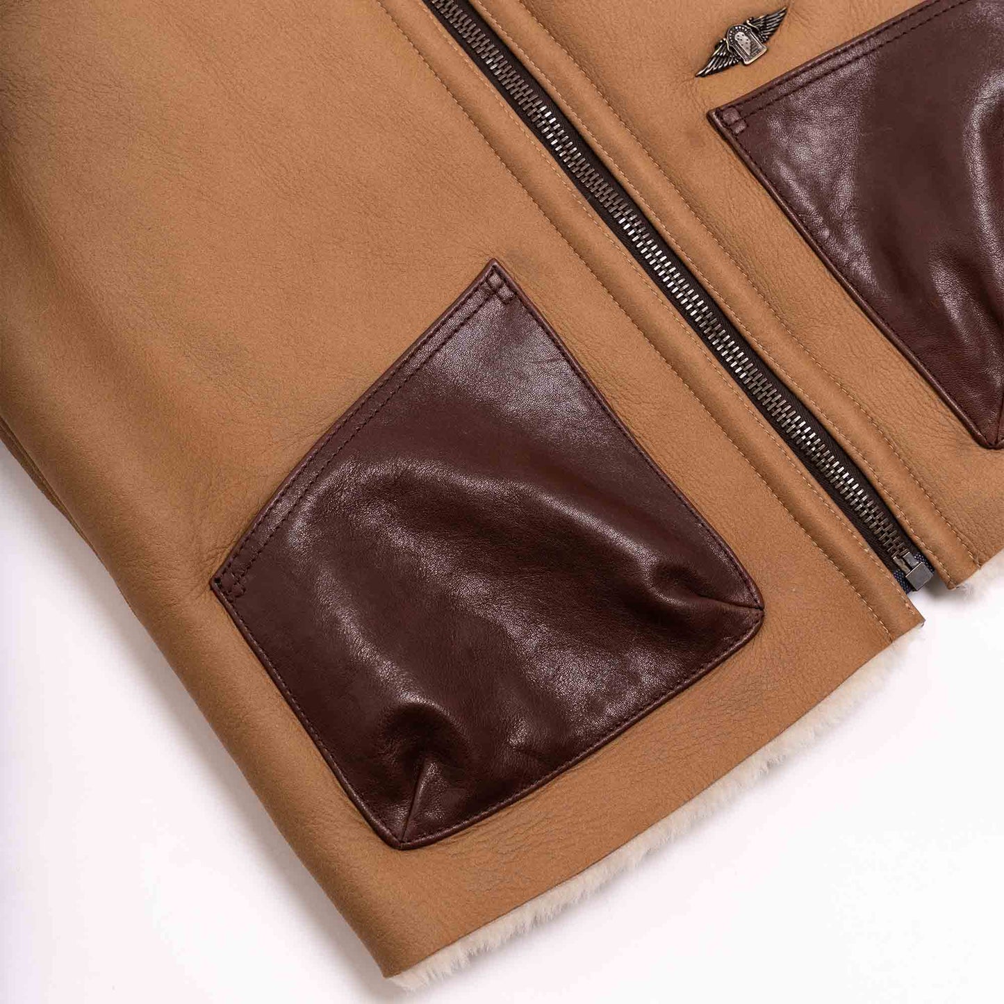 Men's Shearling Leather Vest In Beige With Patch Pockets