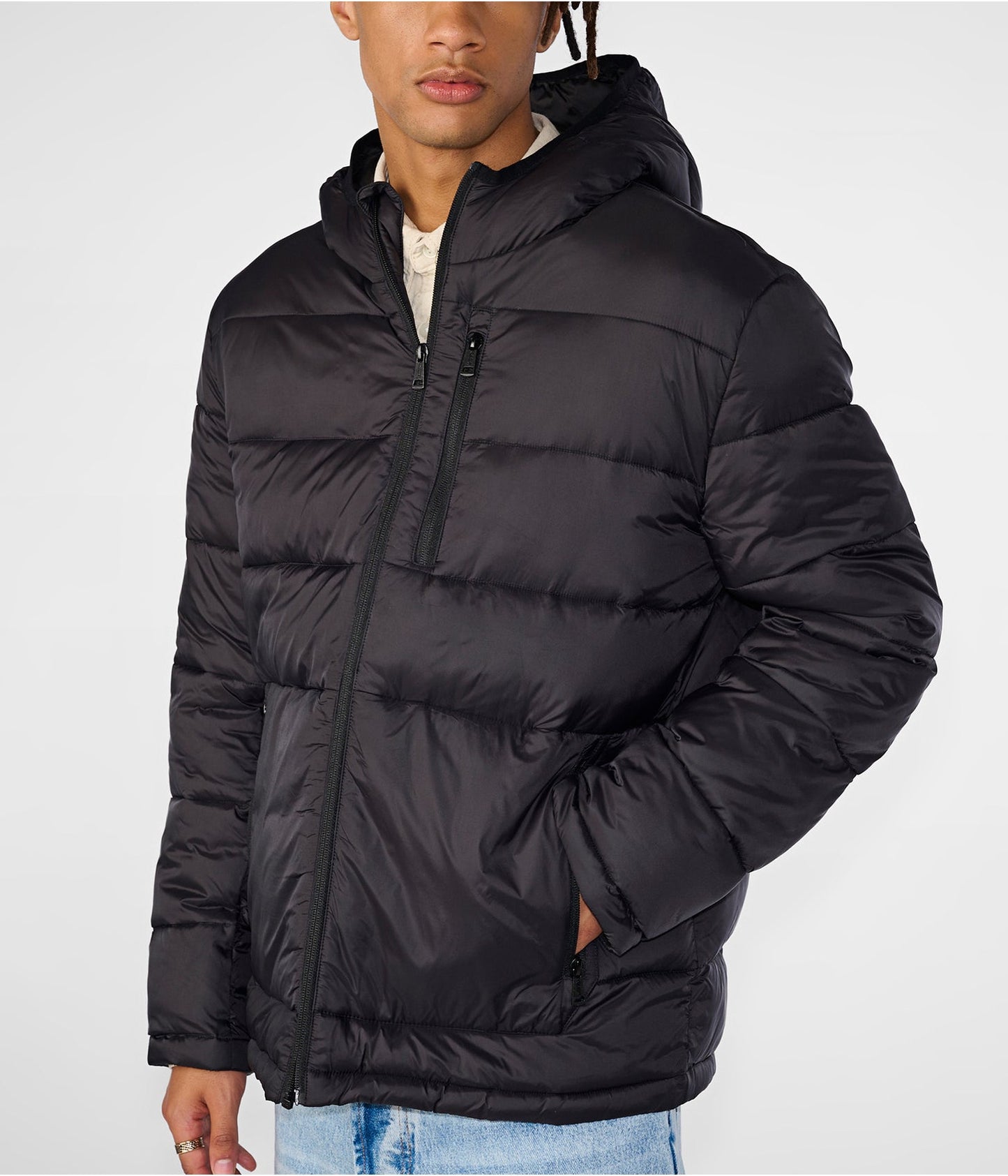 Men's Hooded Puffer Jacket In Black