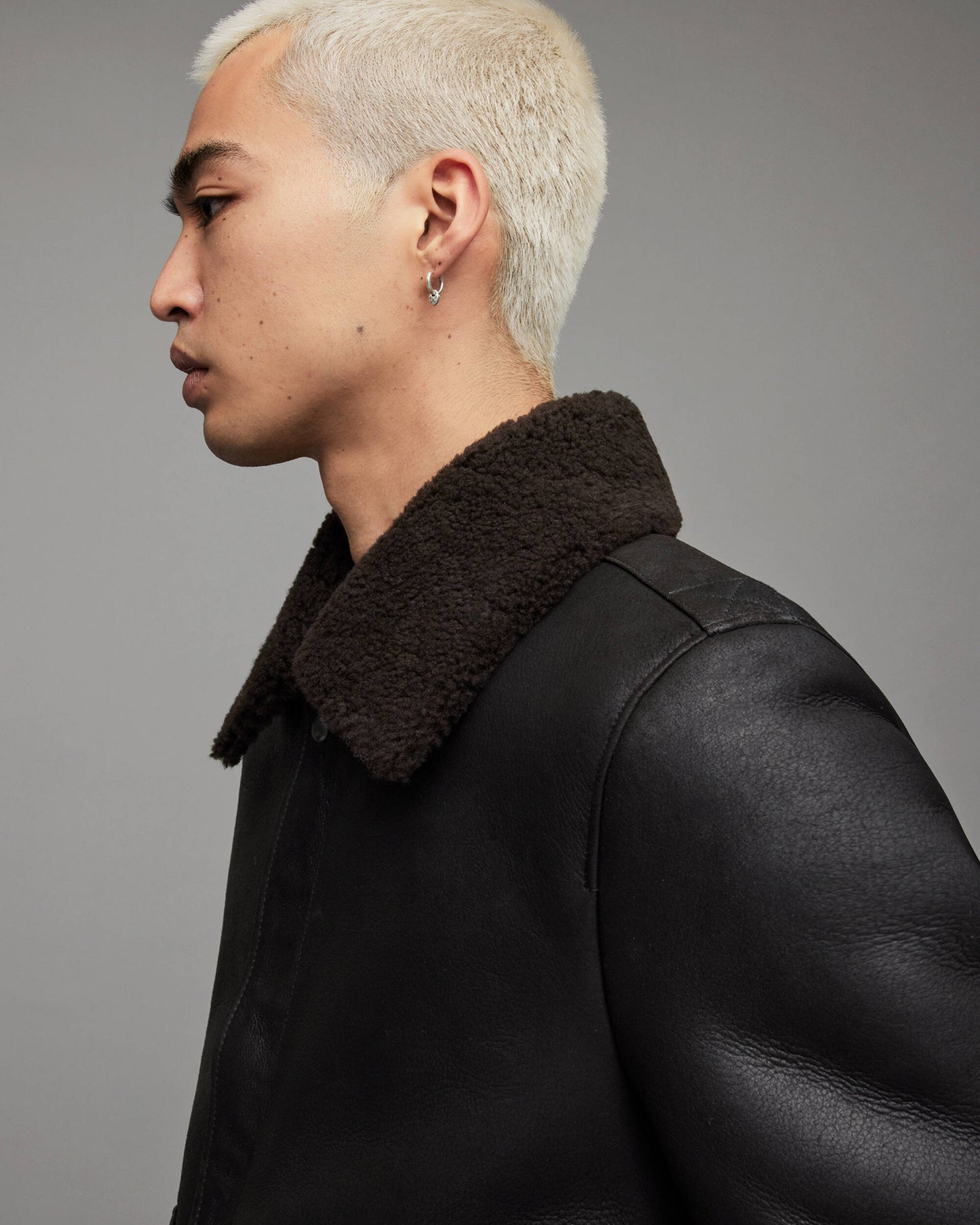 Men's Leather Shearling Bomber Jacket In Black