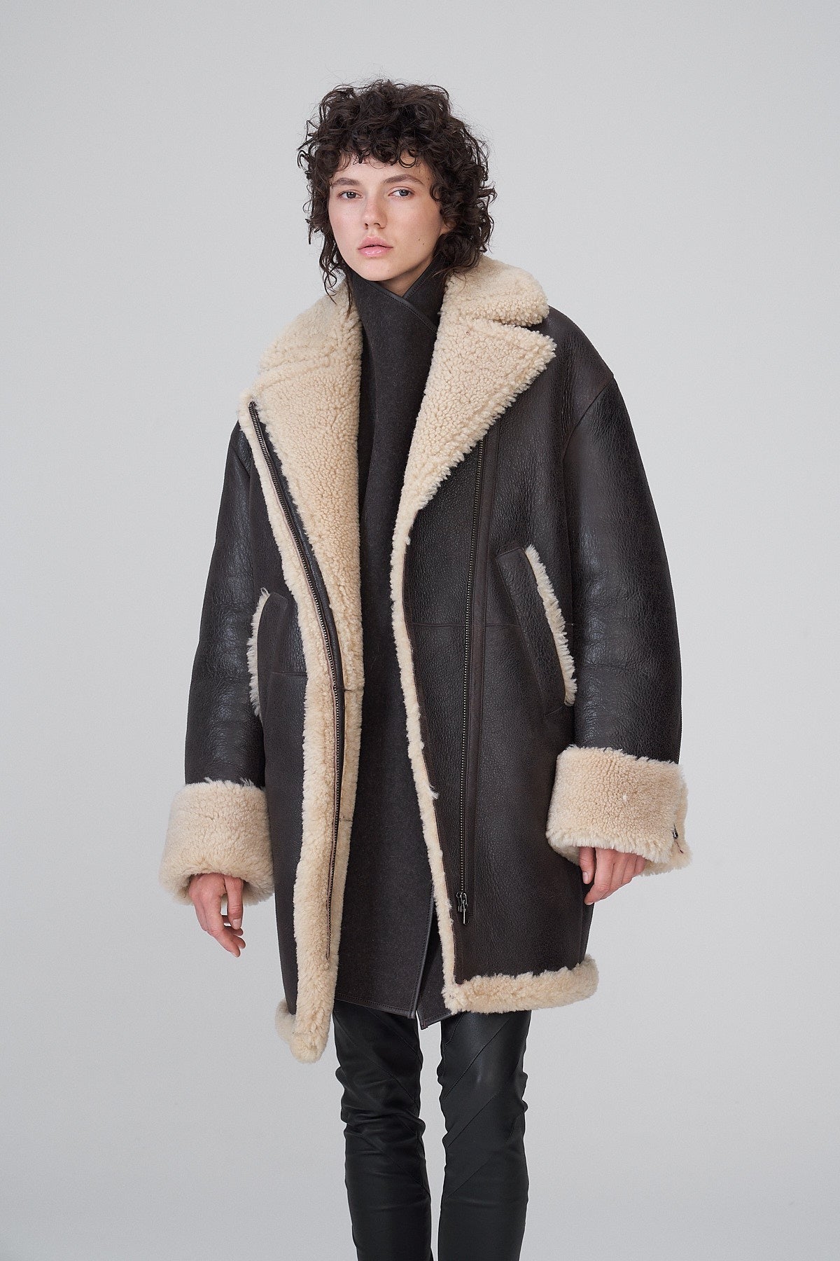 Women's B7 Shearling Leather Coat In Black Arcane Fox
