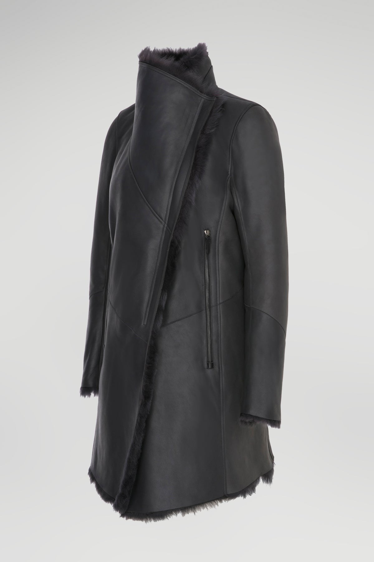 Women's Shearling Fur Leather Coat In Black Arcane Fox
