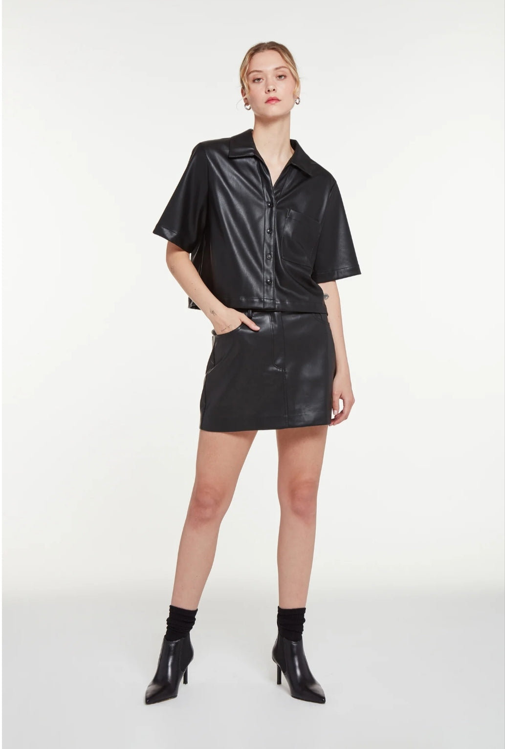 Women's Half Sleeve Short Leather Shirt In Black