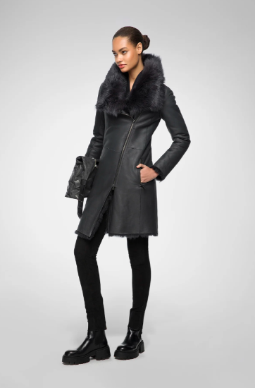 Women's Fur Shearling Leather Coat In Matte Black Arcane Fox