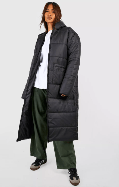 Arcane Fox - Women's Trench Puffer Oversized Coat In Black With Hood