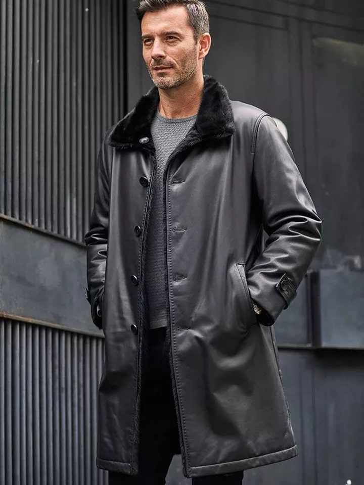 Men's Double Sided Long Shearling Coat In Black