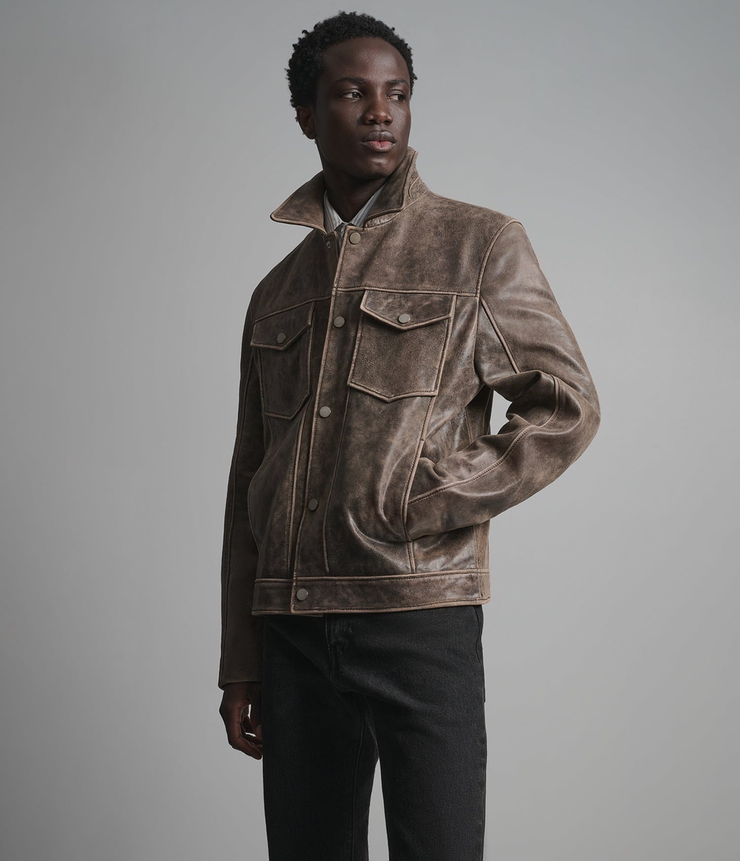 Men's Distressed Trucker Leather Jacket In Beige - Arcane Fox