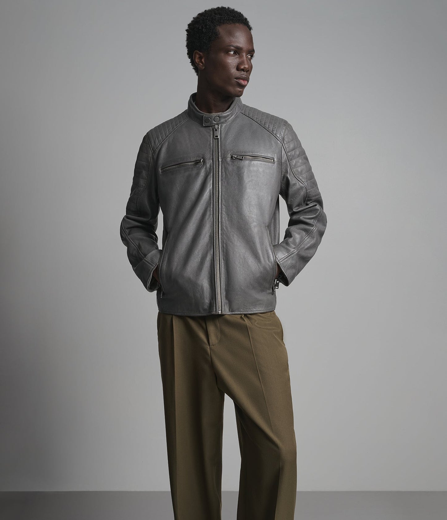 Men's Vintage Cafe Racer Leather Jacket In Gray