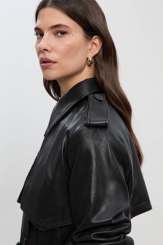 Women's Belted Leather Trench Coat In Black - Arcane Fox
