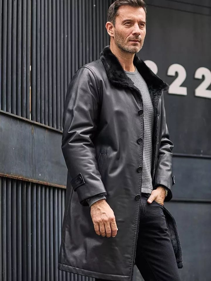 Men's Double Sided Long Shearling Coat In Black