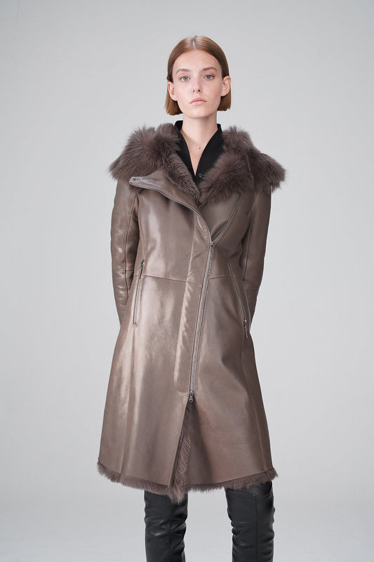 Women's Shearling Leather Trench Coat In Dark Brown Arcane Fox