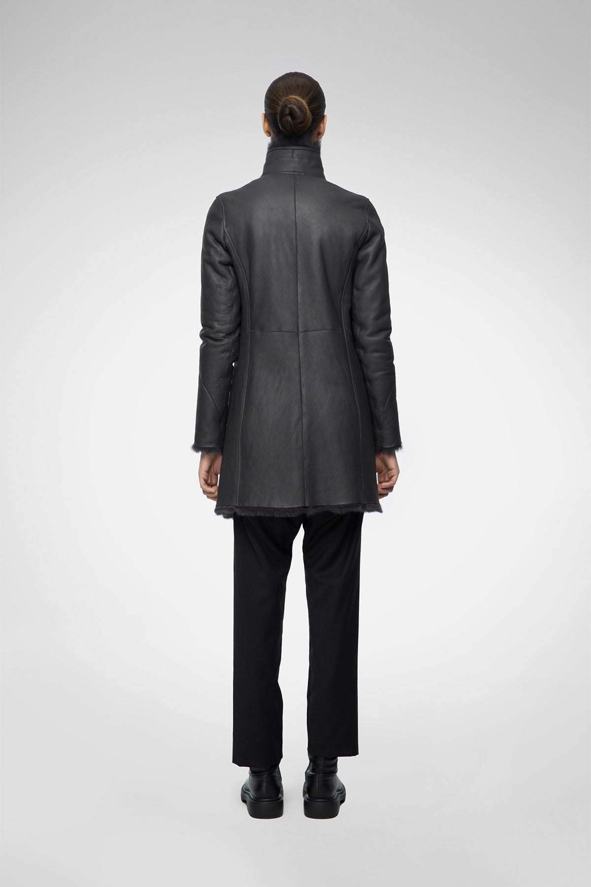 Women's Shearling Fur Leather Coat In Black Arcane Fox