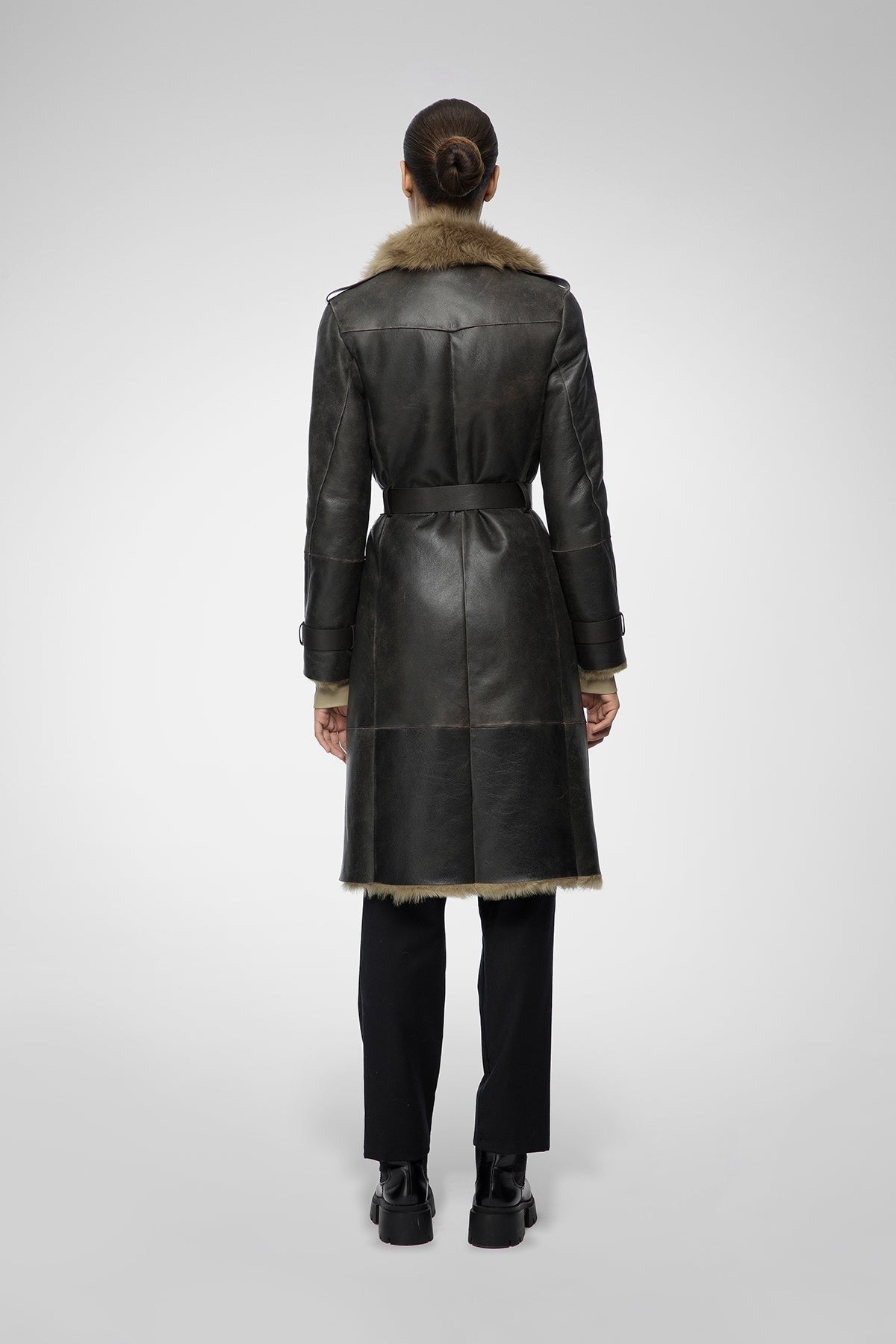 Women's Sheepskin Fur Leather Coat In Coffee Brown
