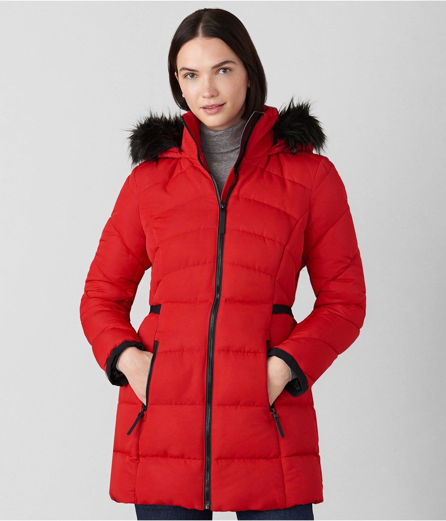 Women's Fur Hooded Puffer Coat In Red