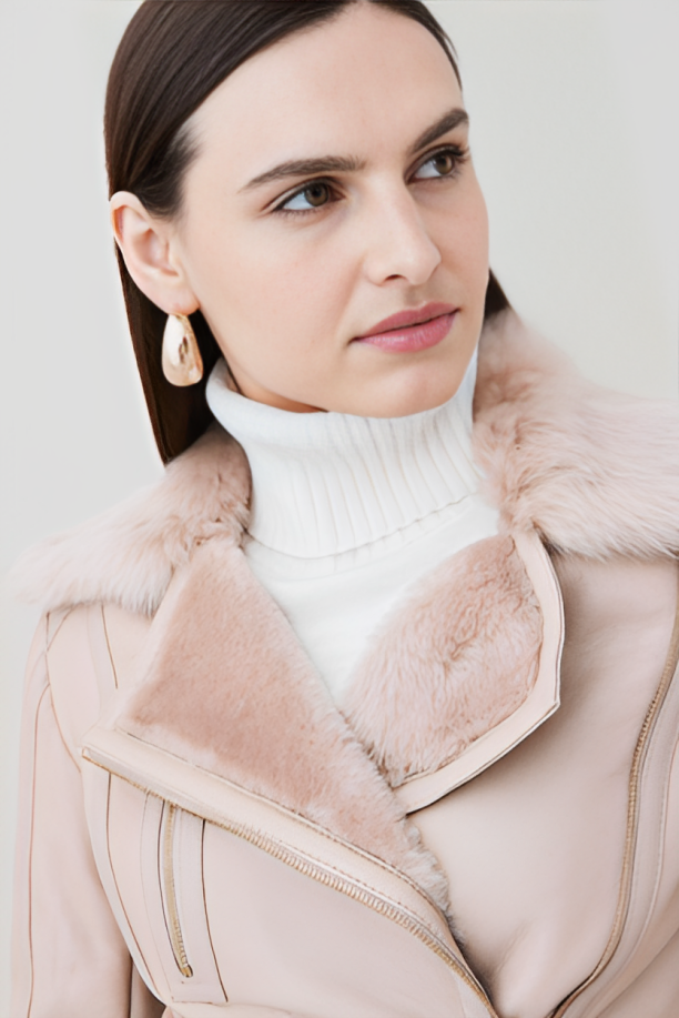 Women's Shearling Leather Coat In Beige