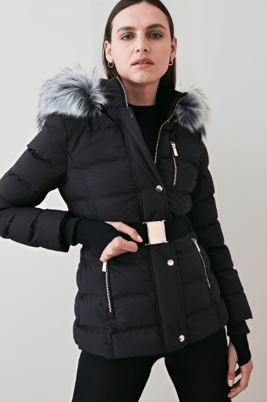 Women's Puffer Jacket In Black With Fur Hood