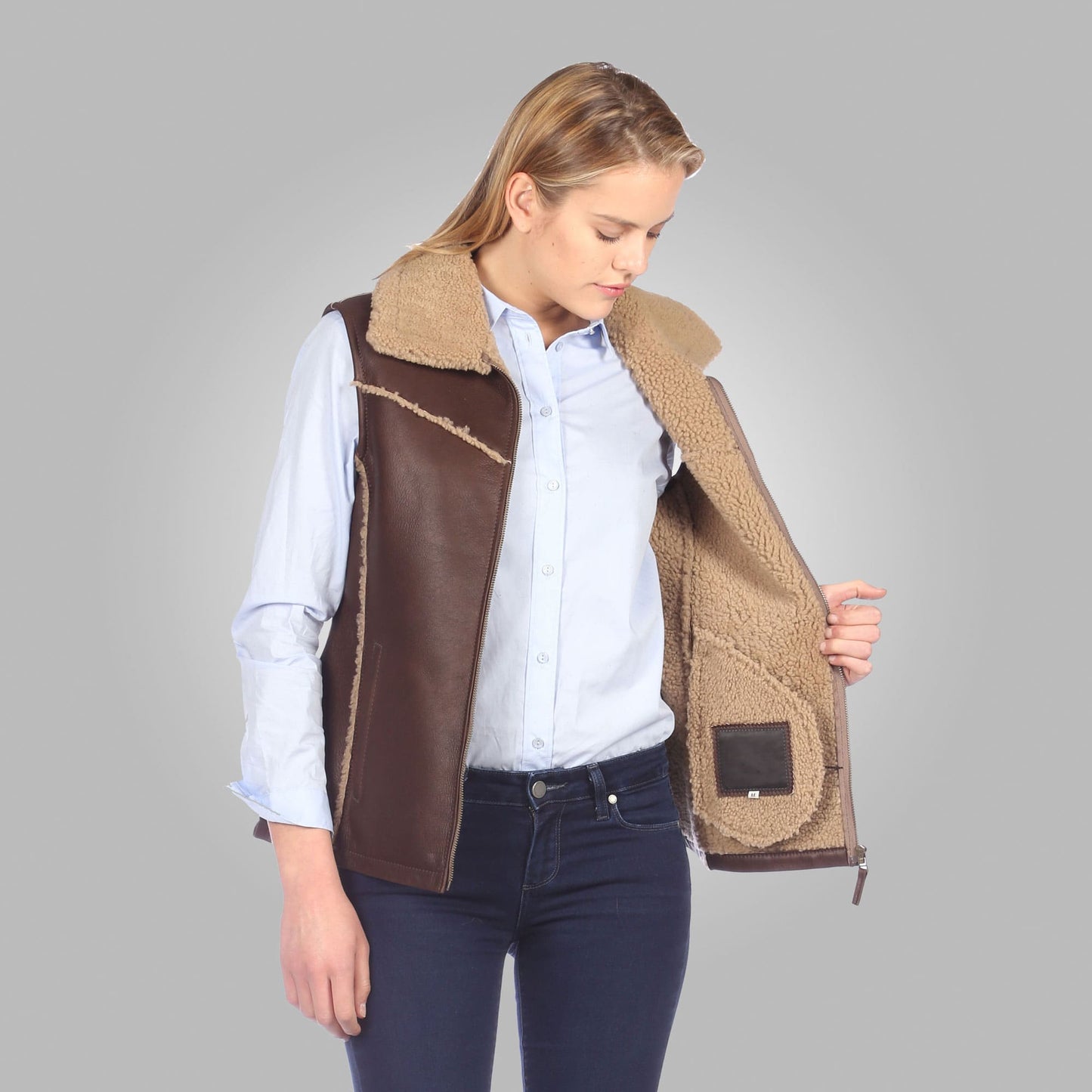 Women's Shearling Leather Vest In Chocolate Brown