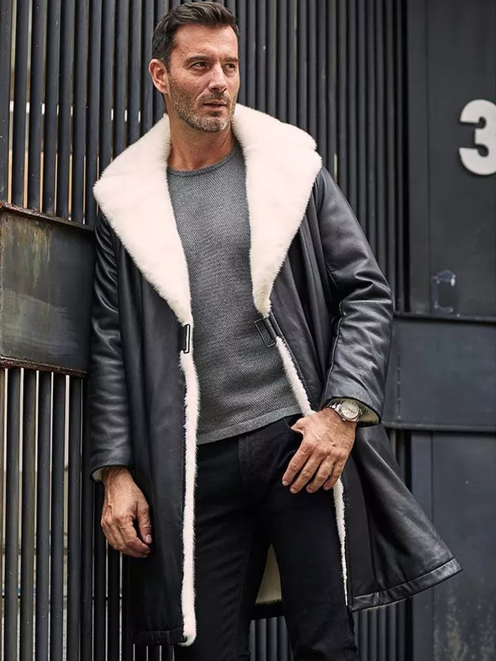 Men's Double Sided Shearling Leather Coat In Matte Black