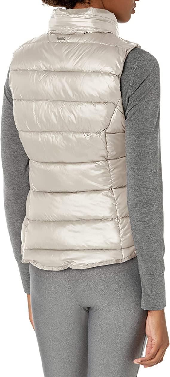 Women's Puffer Vest In White With Removable Hood