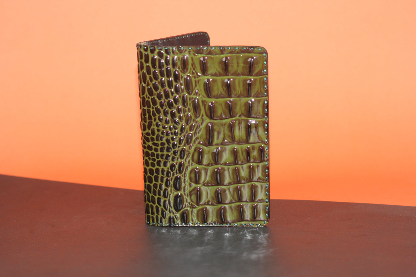 Exotic Bifold Mini Wallet | Unisex Green Leather Wallet