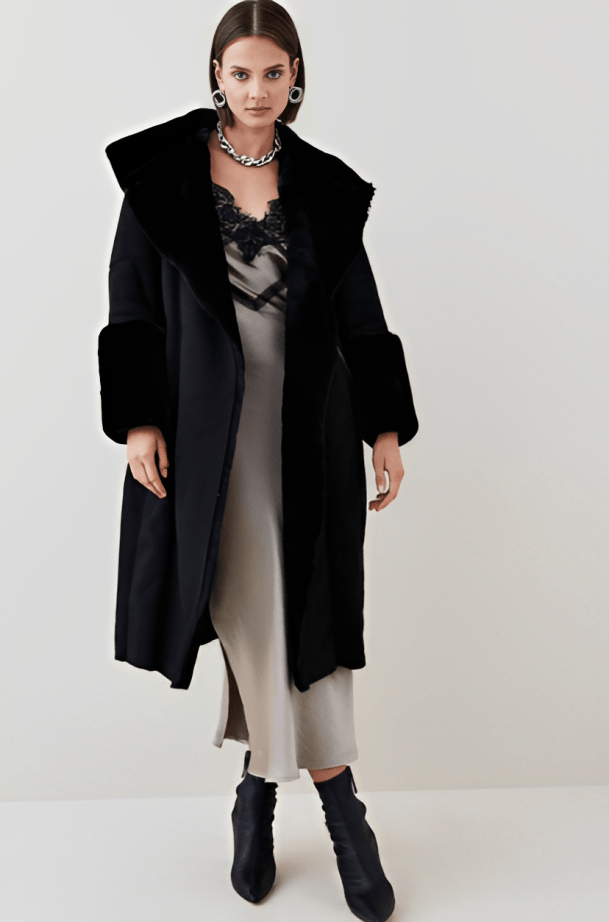 Women's Suede Leather Shearling Coat In Black With Fur Collar