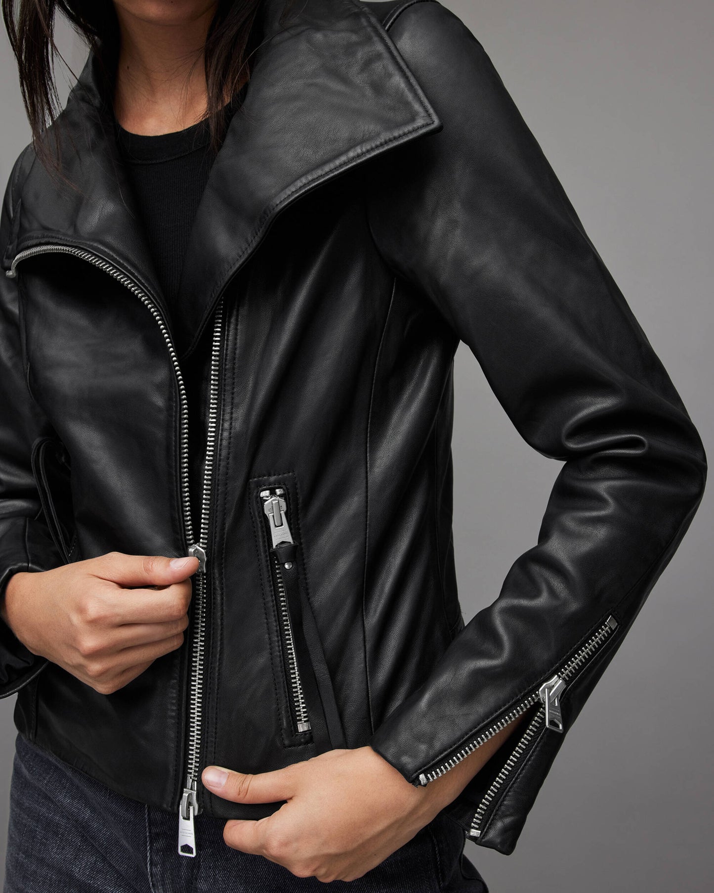 Women's Leather Biker Jacket In Black With Wing Collar