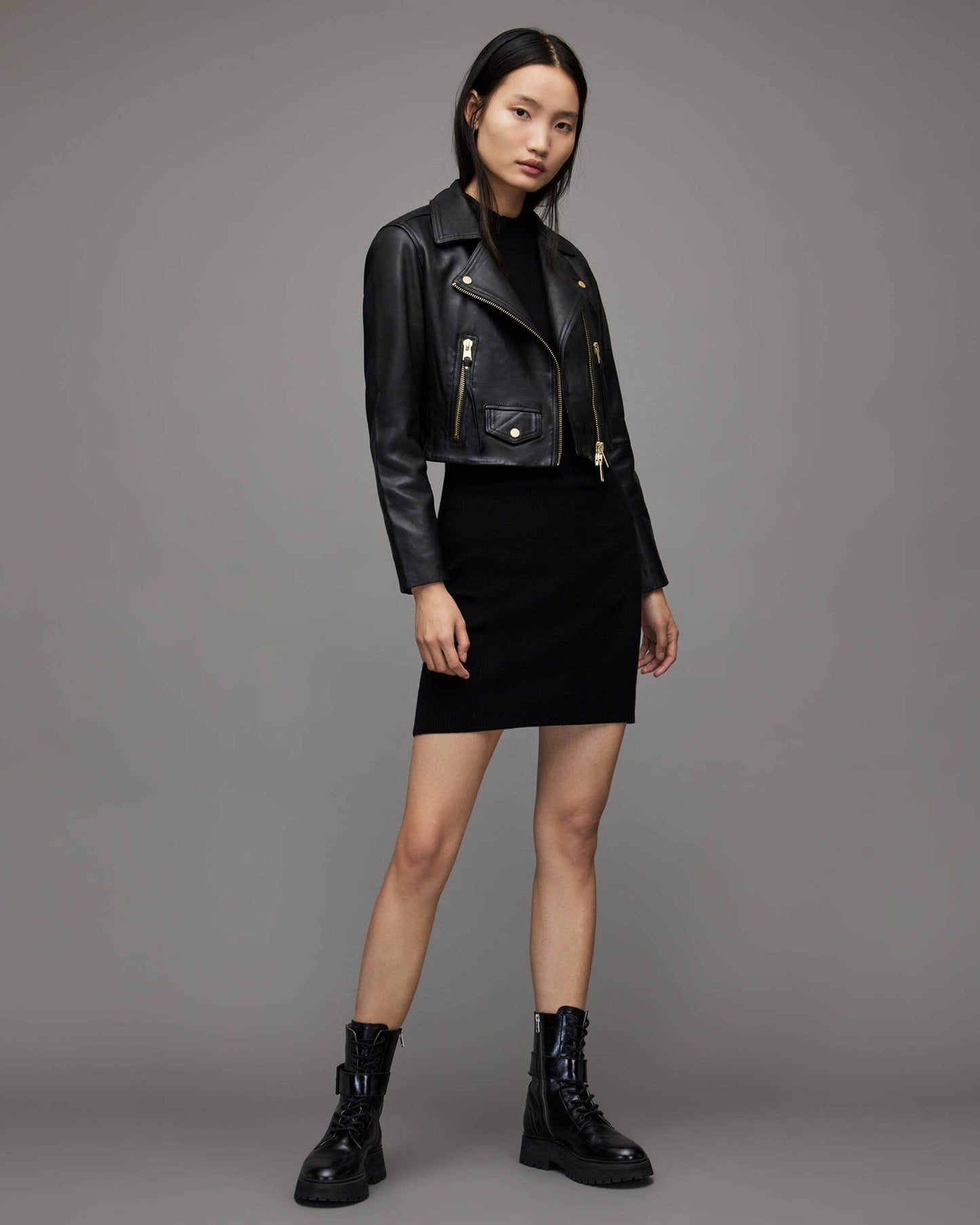 Women's Cropped Leather Biker Jacket In Black